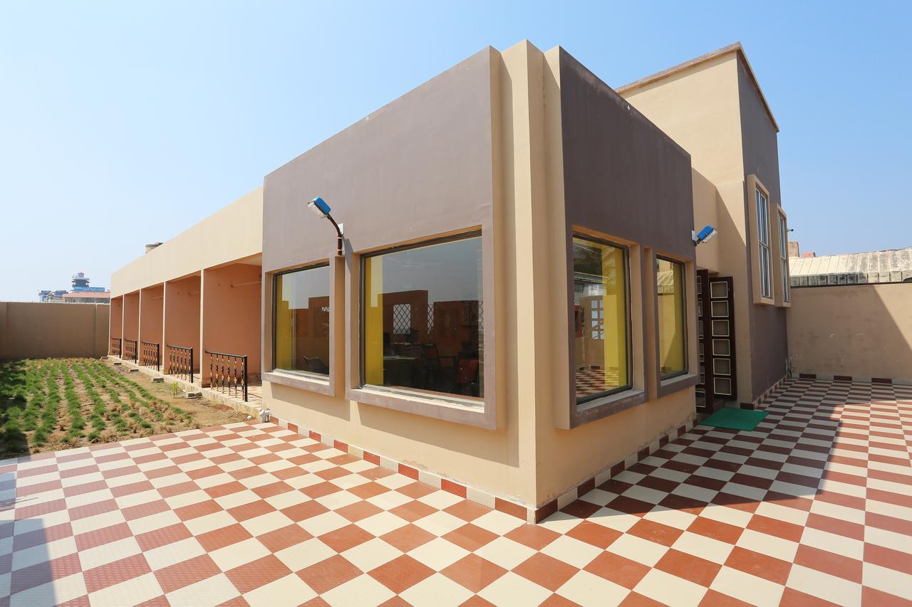 Hotel On Call Puri Laxmi Beach Resort Exterior photo